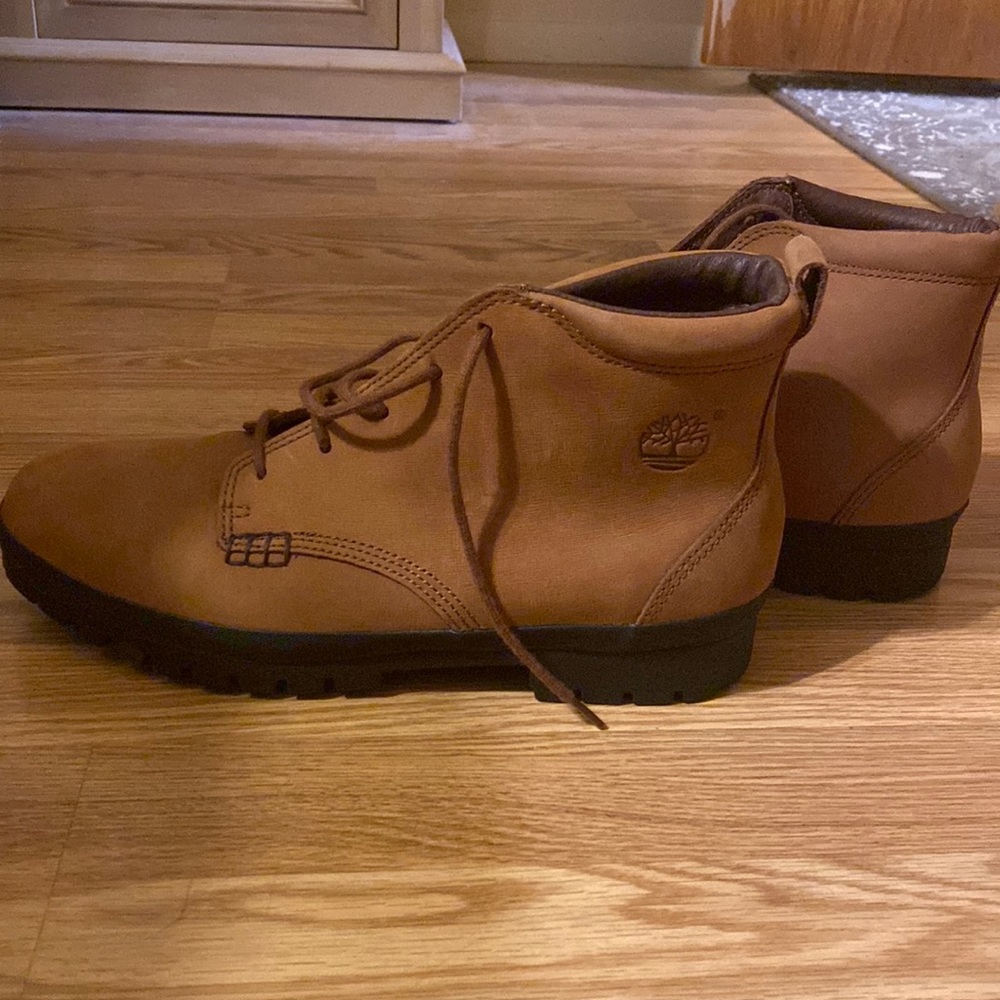 Timberland boots - Picture 2 of 3